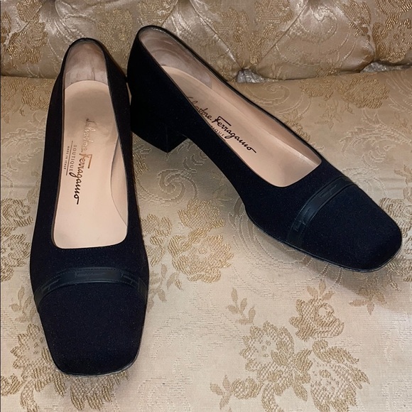 Salvatore Ferragamo Logo Block Fabric Heels 10 - Picture 2 of 9